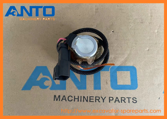 7022160700 7022157400 7022155901 วาล์วโซเลนอยด์ KOMATSU PC220-8 สําหรับอะไหล่เครื่องขุด