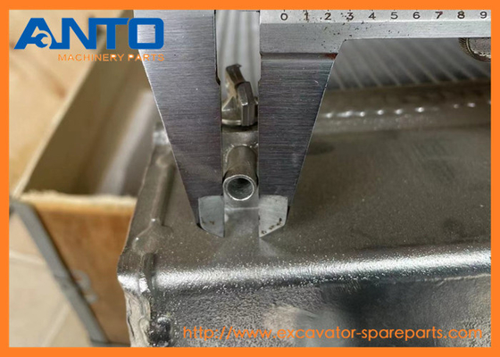 22U-03-22113 22U-03-22111 แรเดียเตอร์ถังน้ํา KOMATSU อะไหล่เครื่องขุดสําหรับ PC228US-3